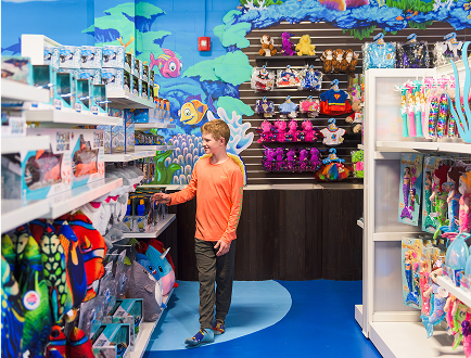 Souvenir Shop Image 2